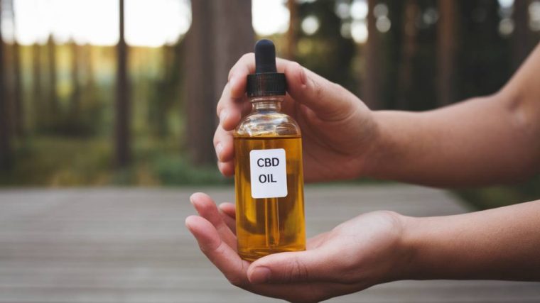 Le cbd est-il une solution naturelle contre les douleurs chroniques ?